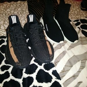 Yeezy v2 copper size 10